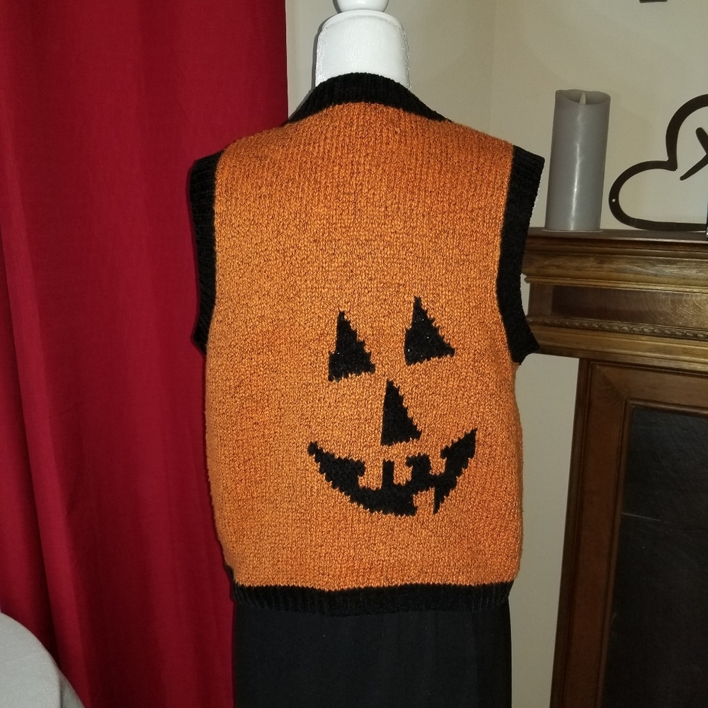 Vest - Picture 2 of 2
